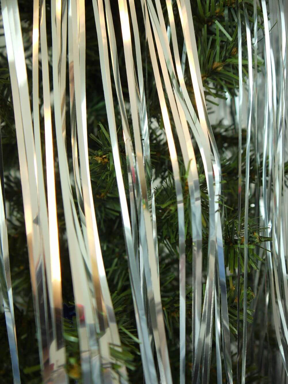 Silver Lametta / Foil Tinsel