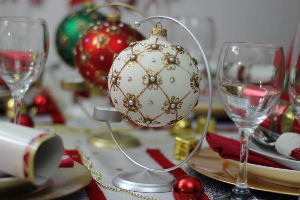 Silver Metal Bauble Display Stand with Tee Light Holder