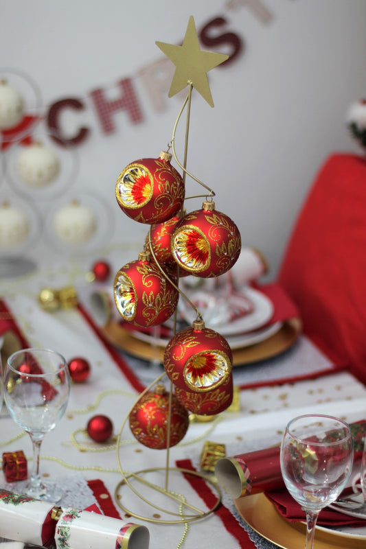 Gold Three Spiral Shaped Ornament Stand