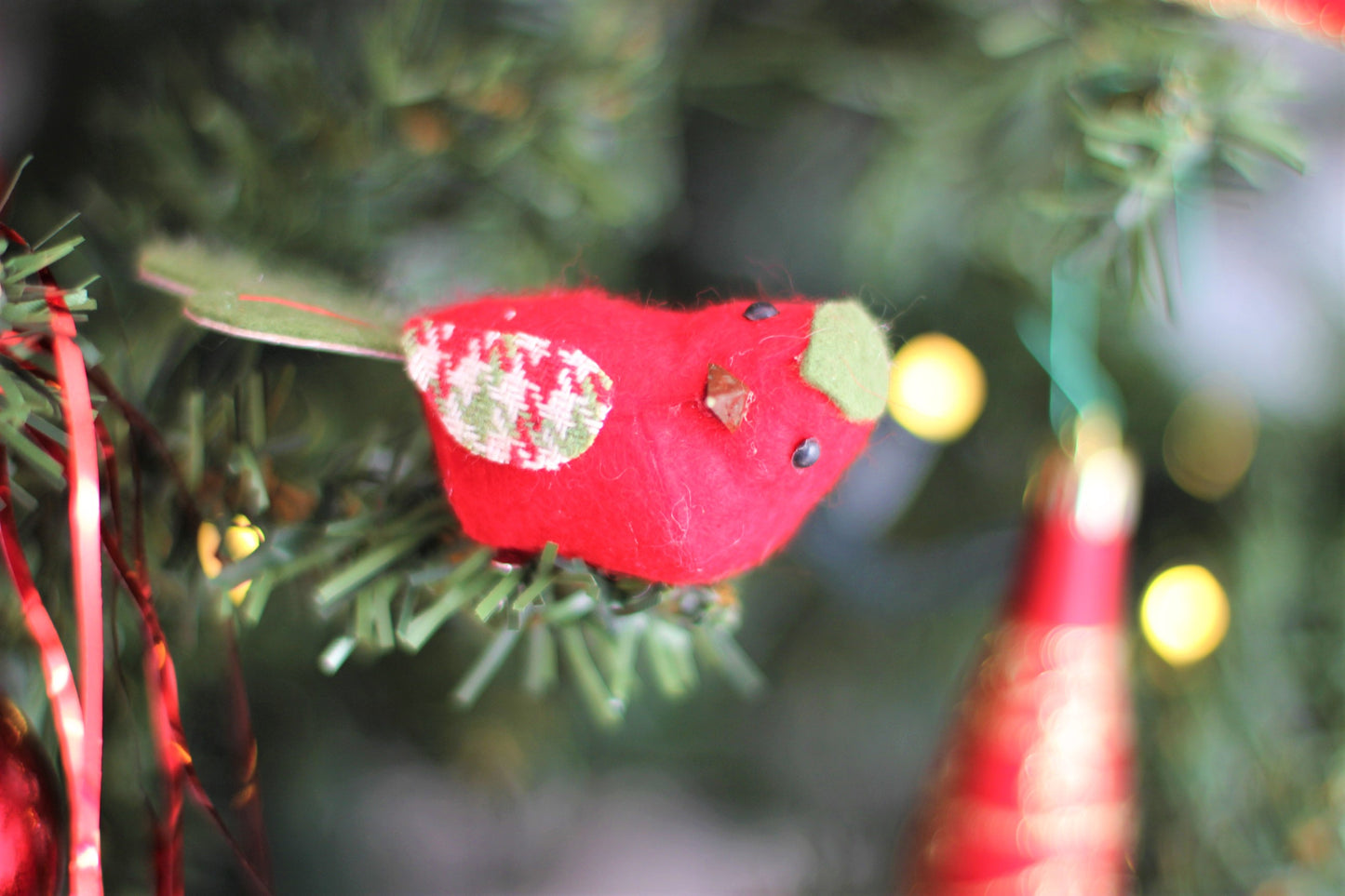 Festive Felt Clip on Bird Decoration Red Green Christmas Ornament