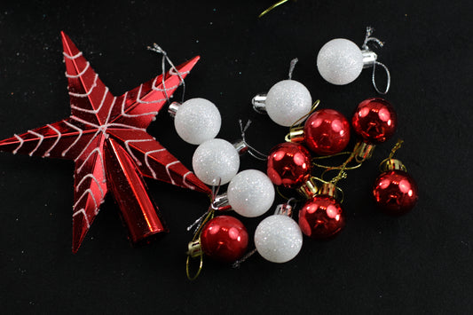 Assorted Set of 25 Red & White Christmas Tree Decorations