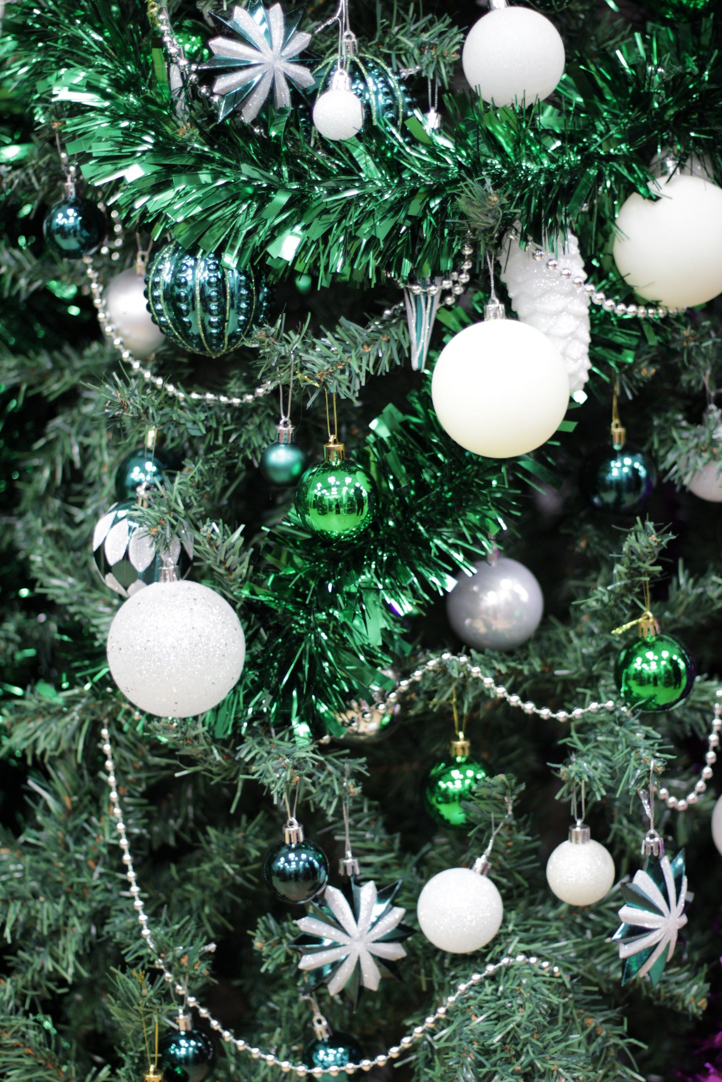 Set of 49 White & Green Christmas Baubles