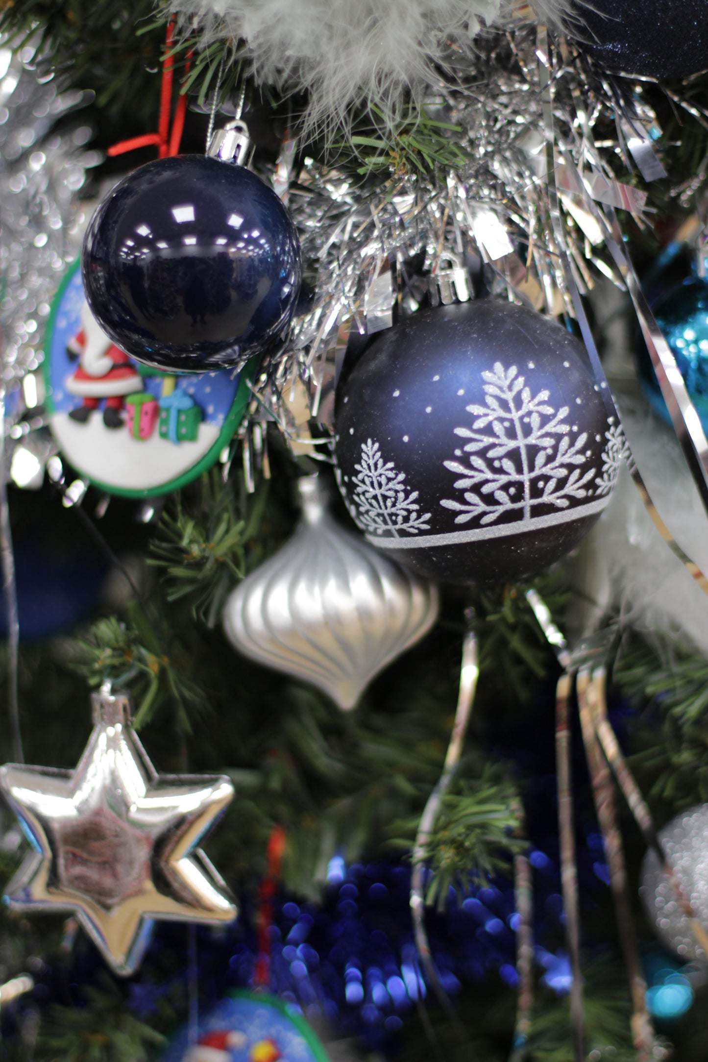 Set of 6 Dark Blue Matt Christmas Baubles with White Tree Print