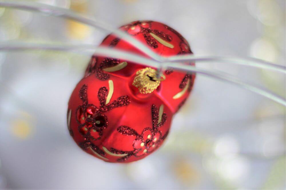 Red Matt Glass Heart Christmas Ornament With Flower Design 12 cm (5”)