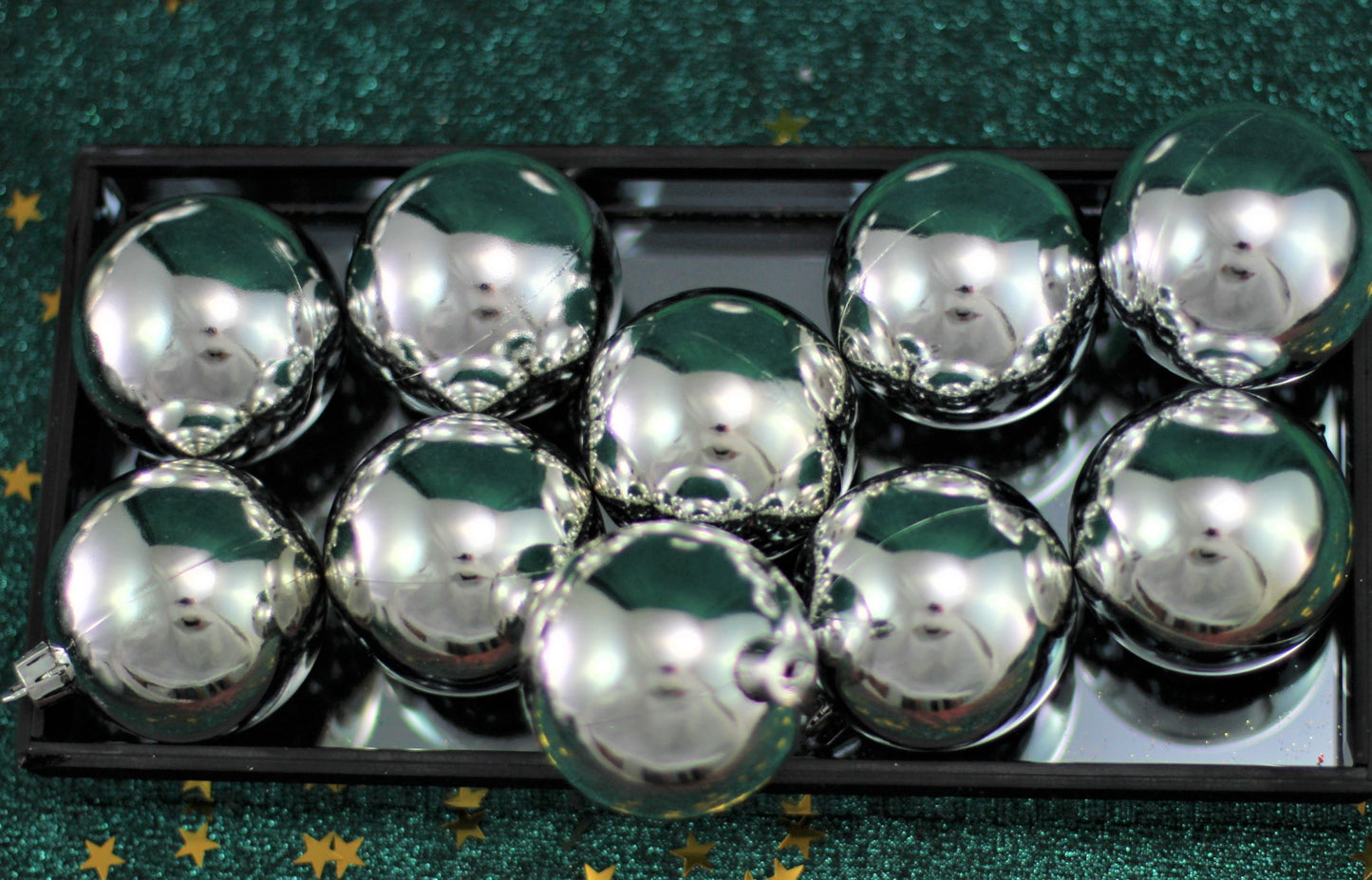 Set of 27 Silver Christmas Baubles