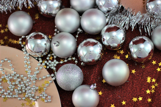 Set of 27 Silver Christmas Baubles