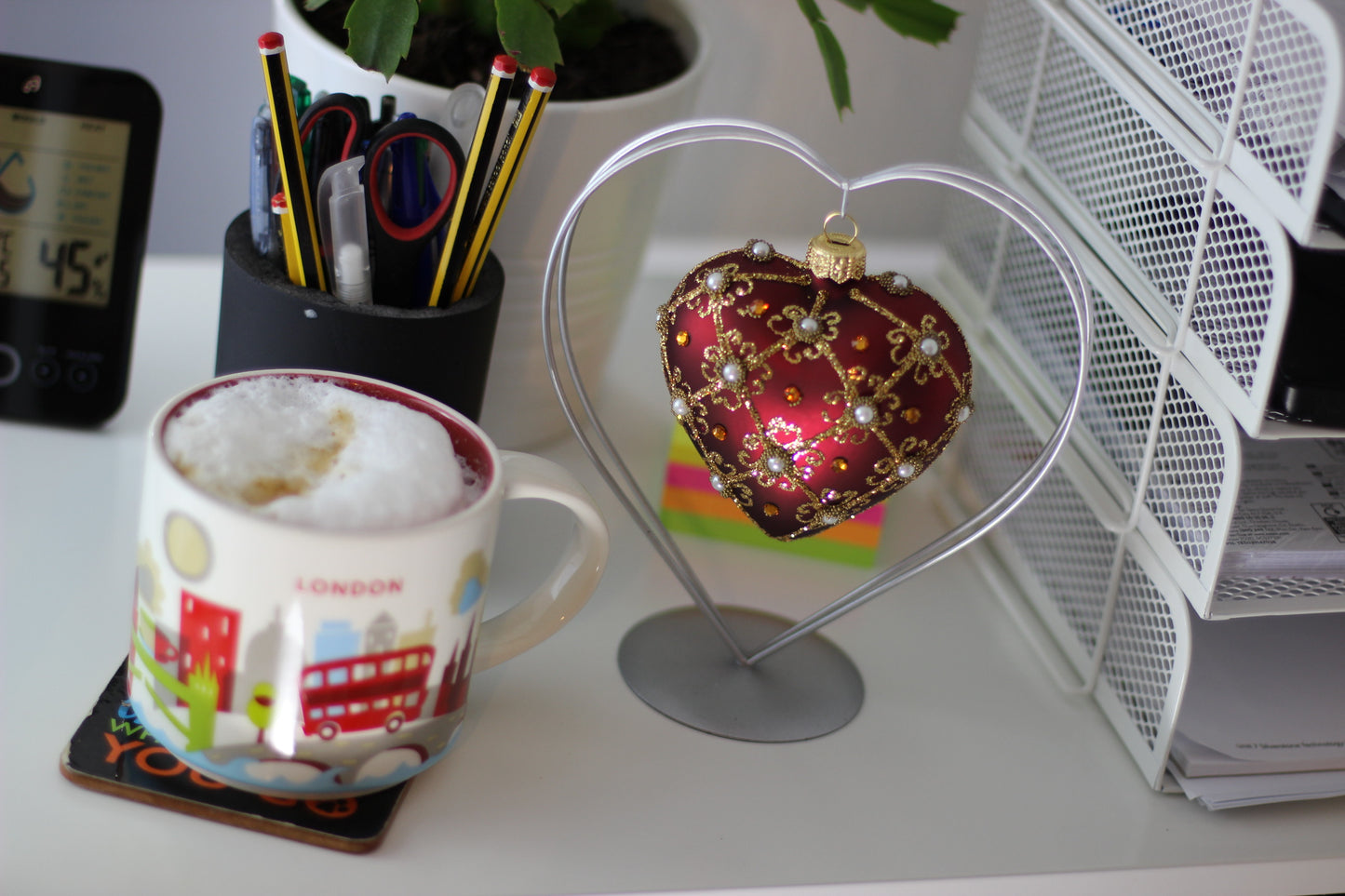 Silver Heart Shaped Stand