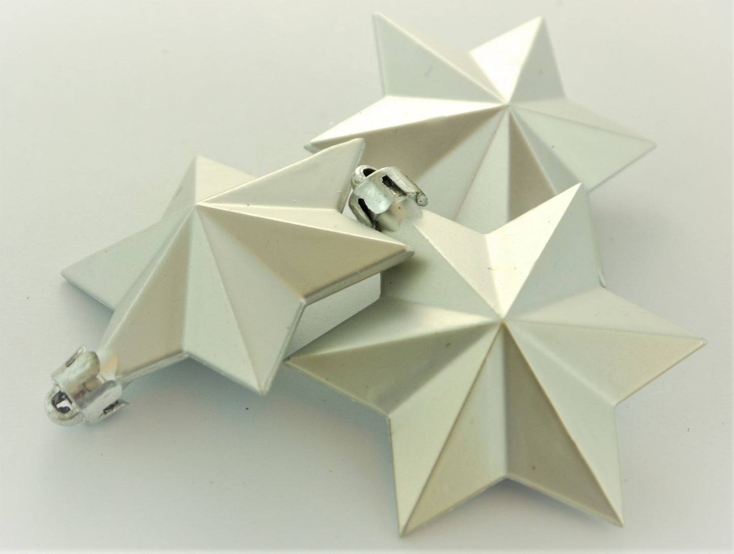 Set of 6 Christmas Stars Baubles – Silver Matt