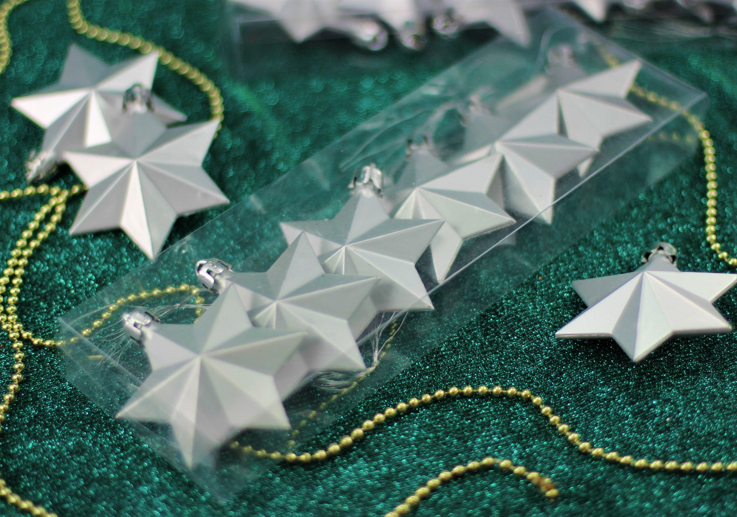Set of 6 Christmas Stars Baubles – Silver Matt
